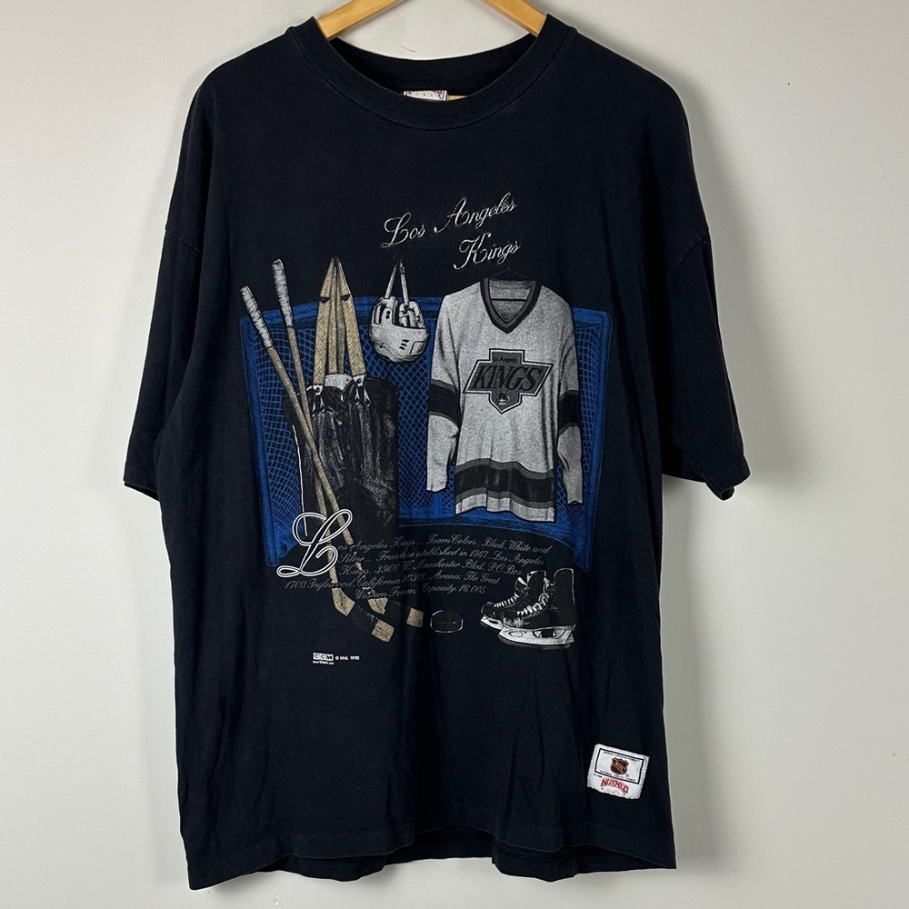 Los Angeles Kings NHL Vintage 90s Nutmeg Mills  Black Graphic T-Shirt - Size XL